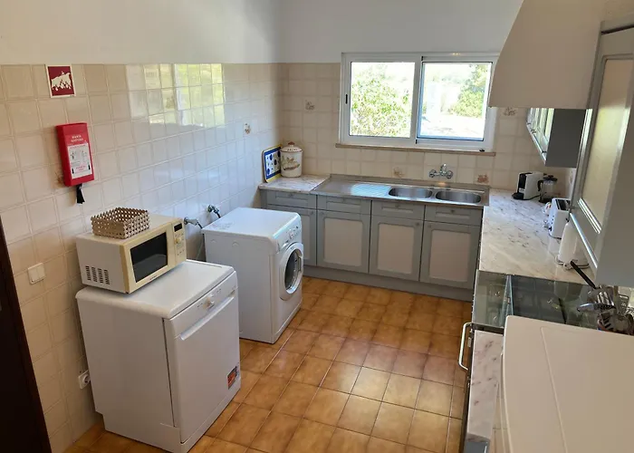 Nyaraló Private 3 Bedroom In Amazing Views Salema